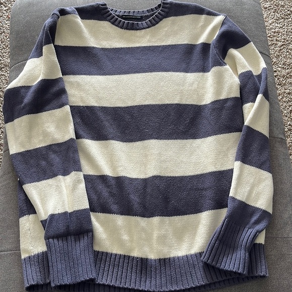 Brandy Melville Sweaters - Brandy Melville oversized Cotton striped Sweater